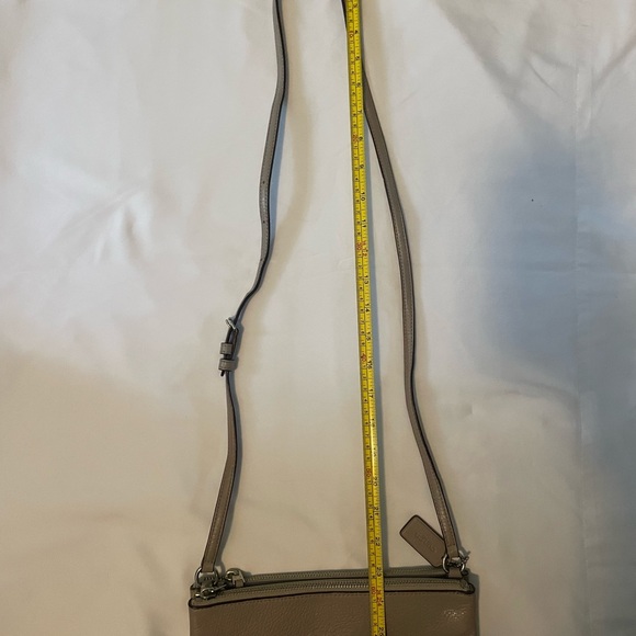 Coach Crossbody Bag - Picture 8 of 9
